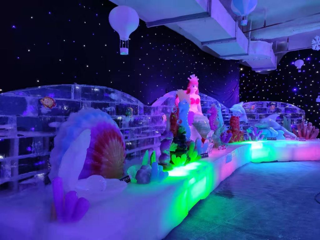广东省汕头南澳冰雪世界冰雕展，哈尔滨师傅精雕细琢只为更好的呈现
